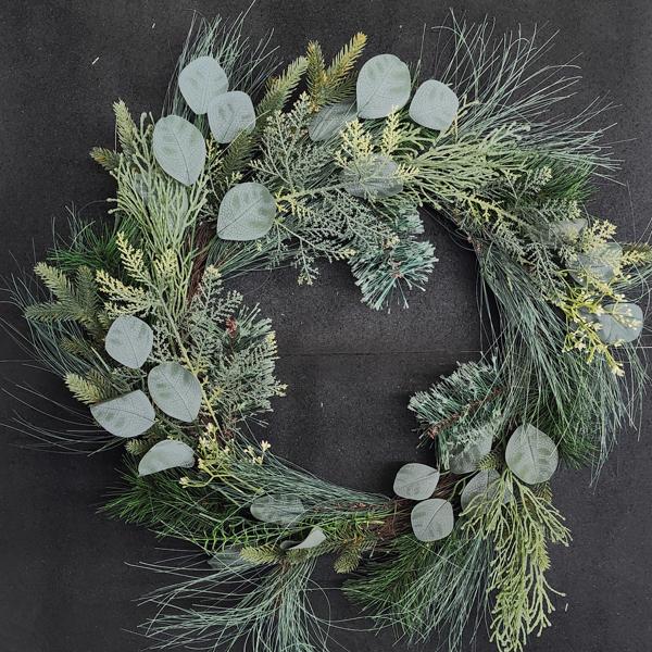 Eucalyptus Leaf Pine Wreath - 24 in