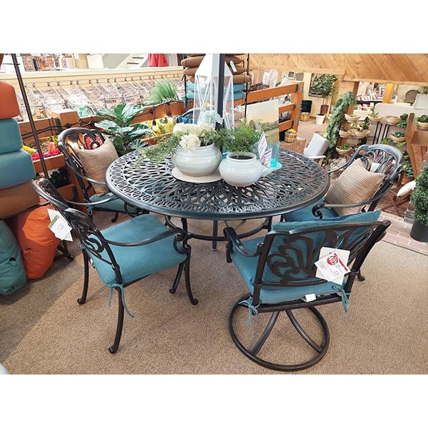 Patio set 2025 in store